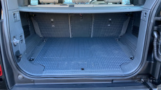 Land Rover Defender 3.0 D300 HSE 110 5dr Auto Diesel Estate